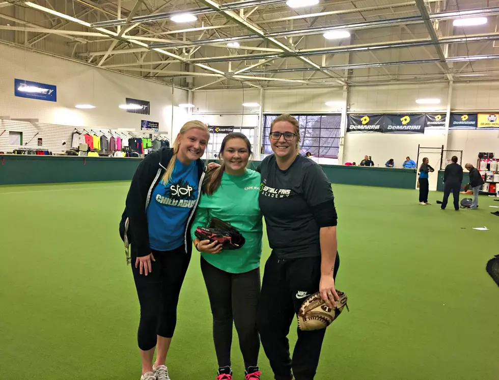 If You Haven’t Been to Softball Fans in Kalamazoo, You’re Missing Out