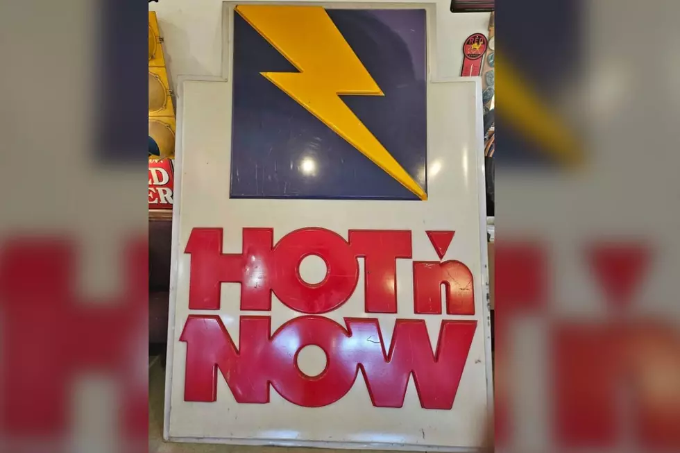 Rare Hot ‘N Now Sign Surfaces on Facebook Marketplace in Michigan
