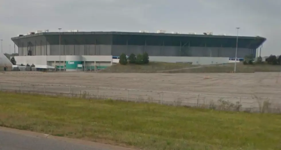 Amazon Planning Plant On Former Silverdome Sight